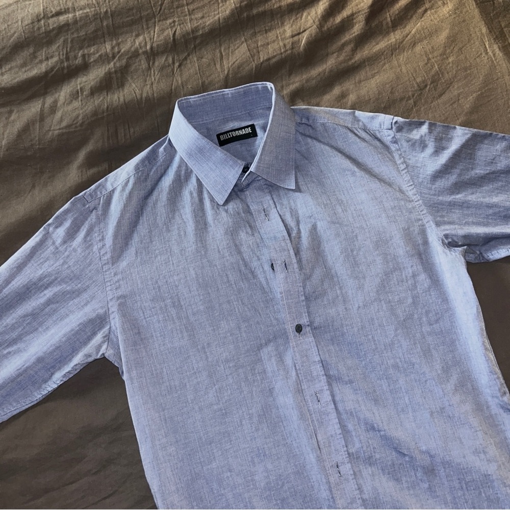 BLUE BILLTORNADD LONG SLEEVE BUTTON UP
